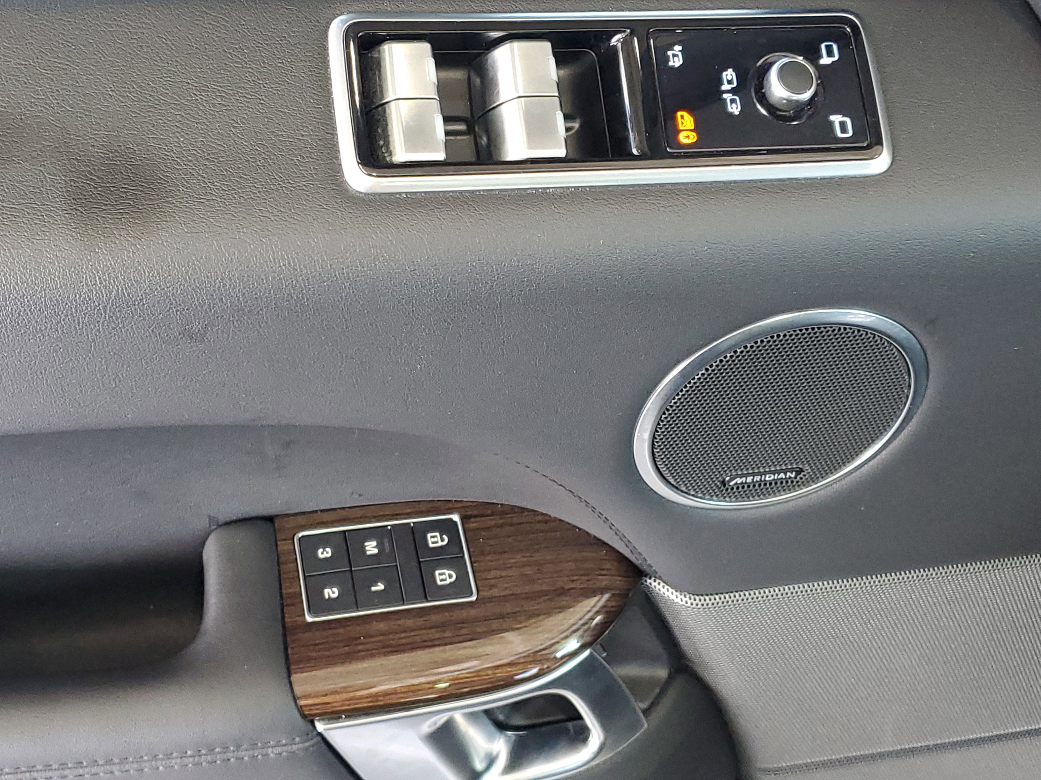 Used 2022 Land Rover Range Rover Sport HSE Silver Edition image 15