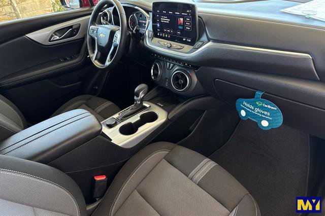 Certified 2025 Chevrolet Blazer LT w/ Convenience Package image 19