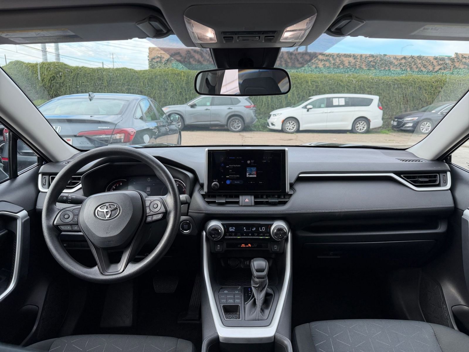 Used 2025 Toyota RAV4 XLE w/ Convenience Package image 34