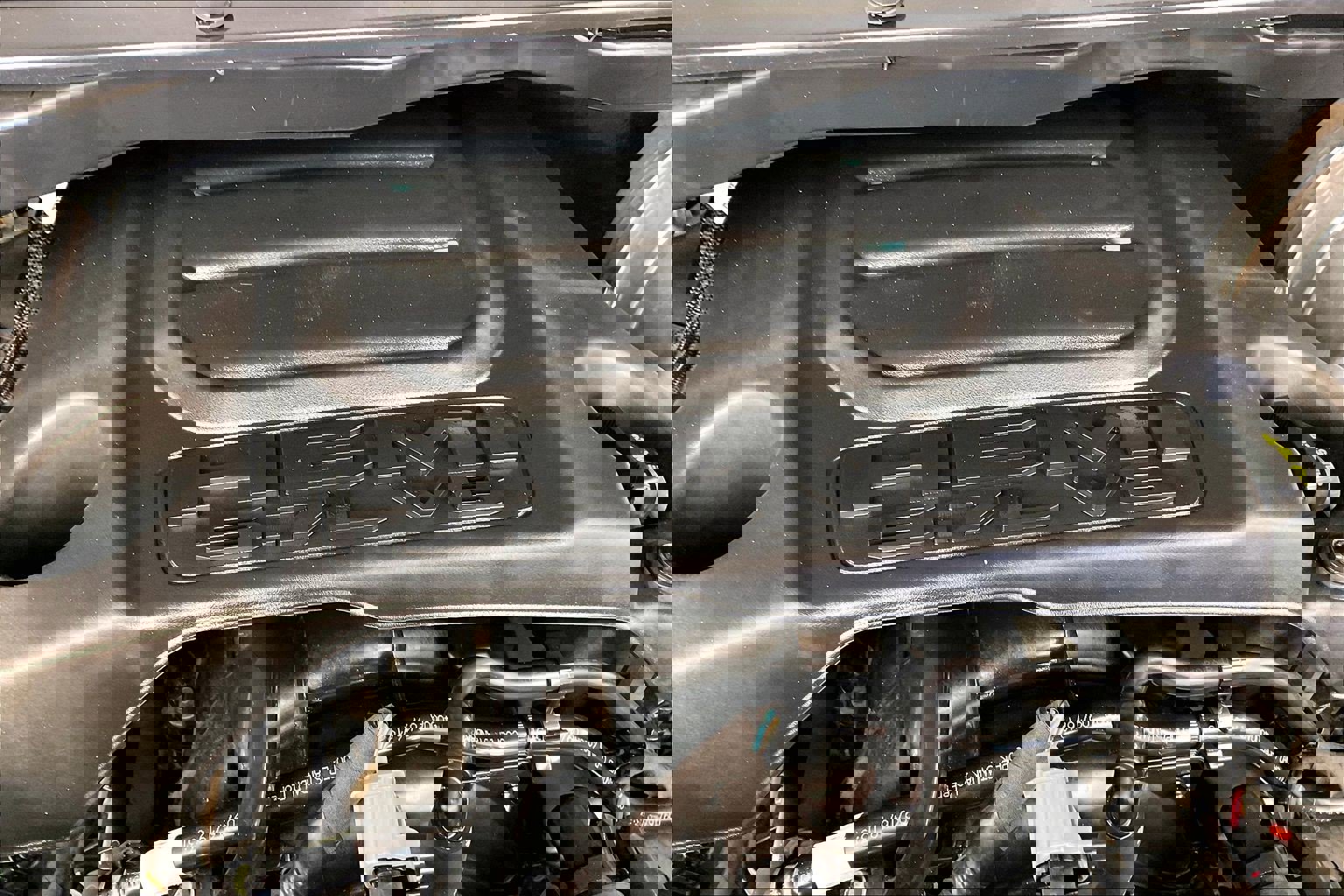 Used 2020 RAM 1500 Laramie image 32