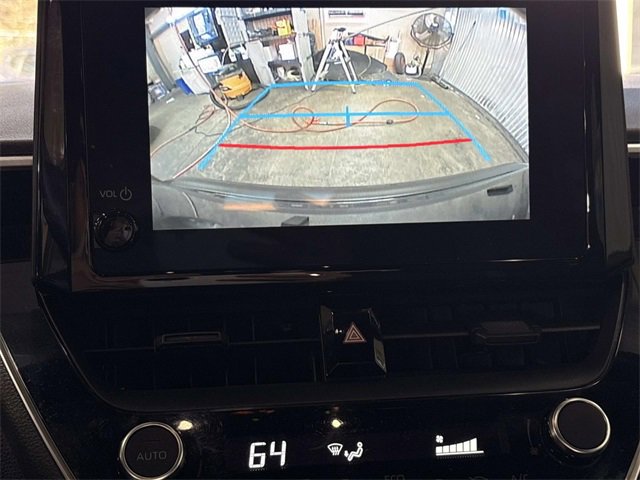 Used 2024 Toyota Corolla SE w/ SE Premium Package image 18