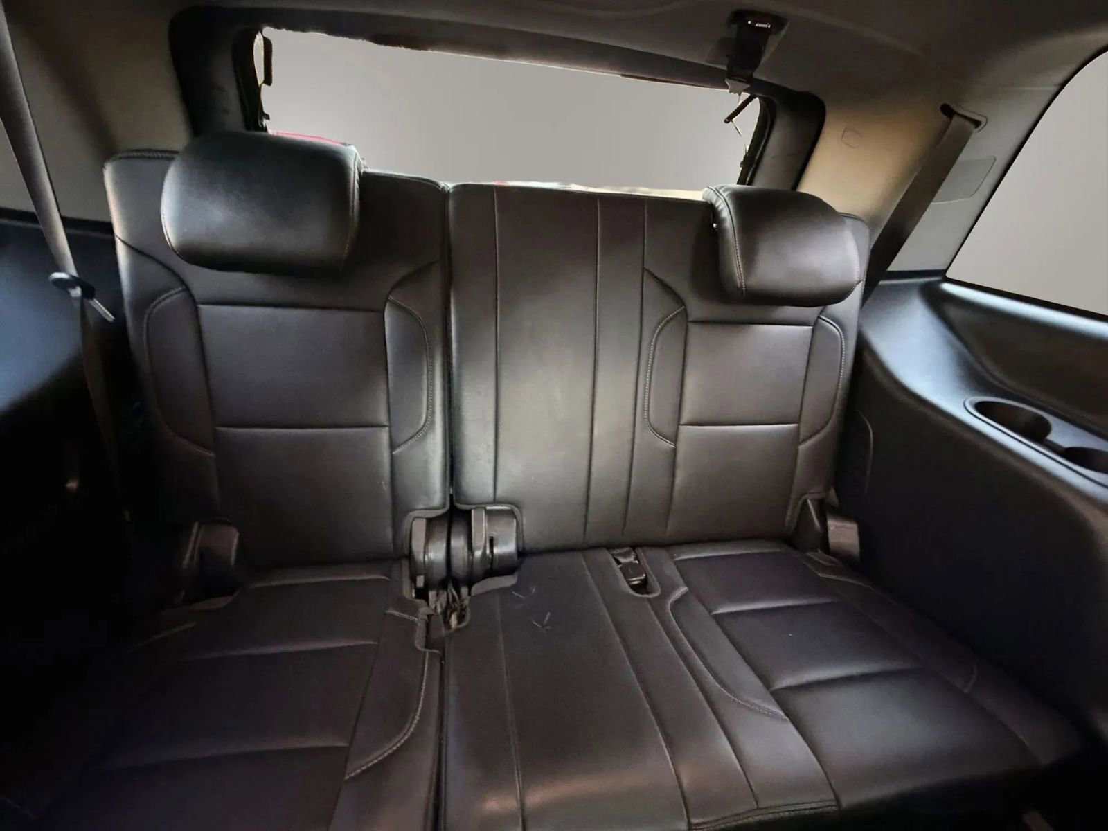 Used 2018 Chevrolet Tahoe Premier RWD image 23