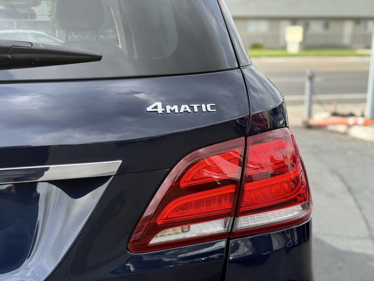 Used 2018 Mercedes-Benz GLE 350 4MATIC image 11