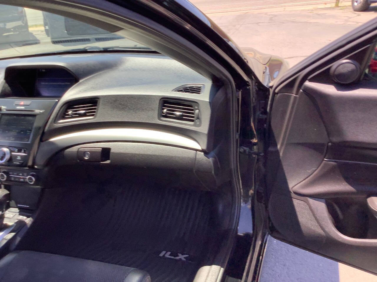 Used 2016 Acura ILX FWD image 32