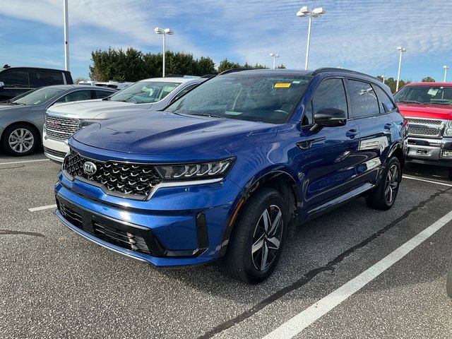 Used 2021 Kia Sorento EX w/ Panoramic Sunroof Package image 3