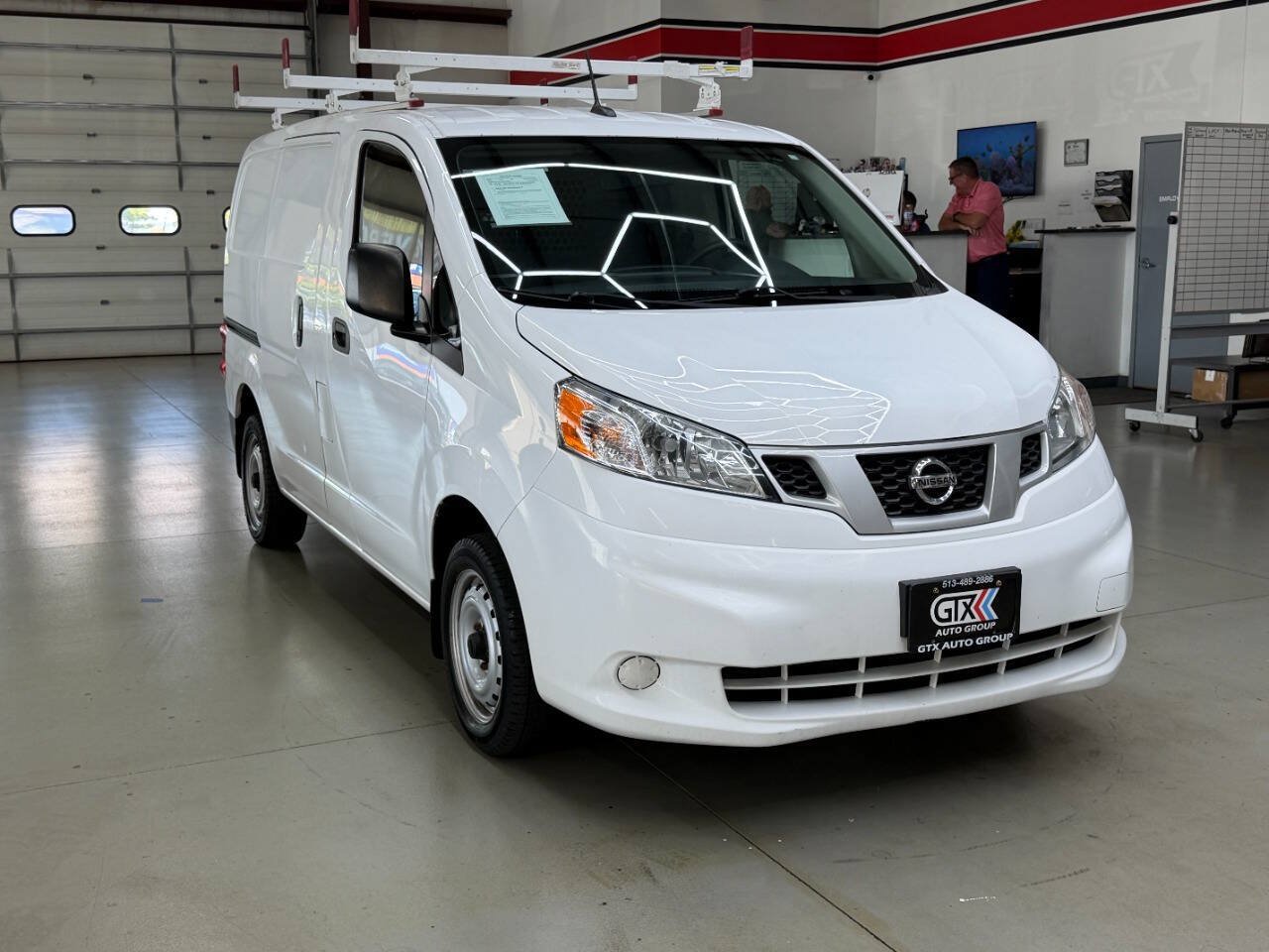 Used 2020 Nissan NV200 S w/ Back Door Glass Package FWD image 1