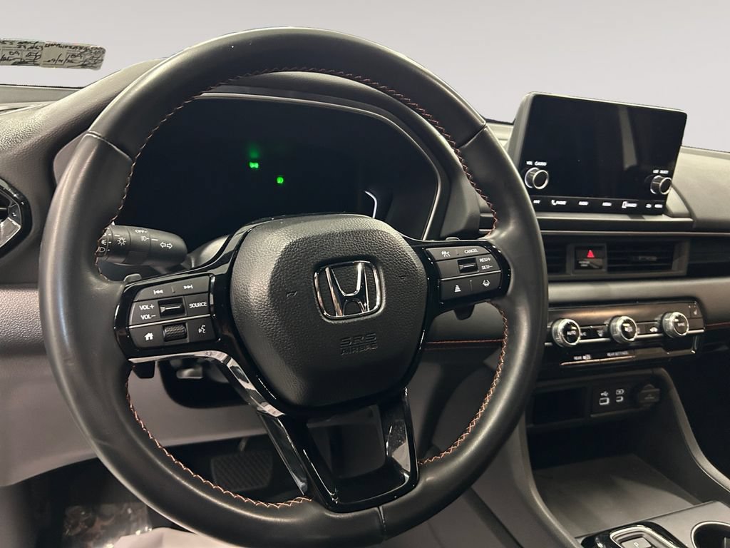 Certified 2023 Honda Pilot Sport image 12