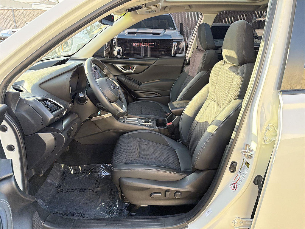 Used 2019 Subaru Forester Premium w/ All-Weather Package AWD/4WD image 18