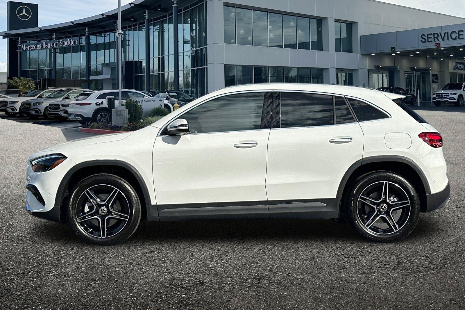 New 2026 Mercedes-Benz GLA 250 4MATIC image 7