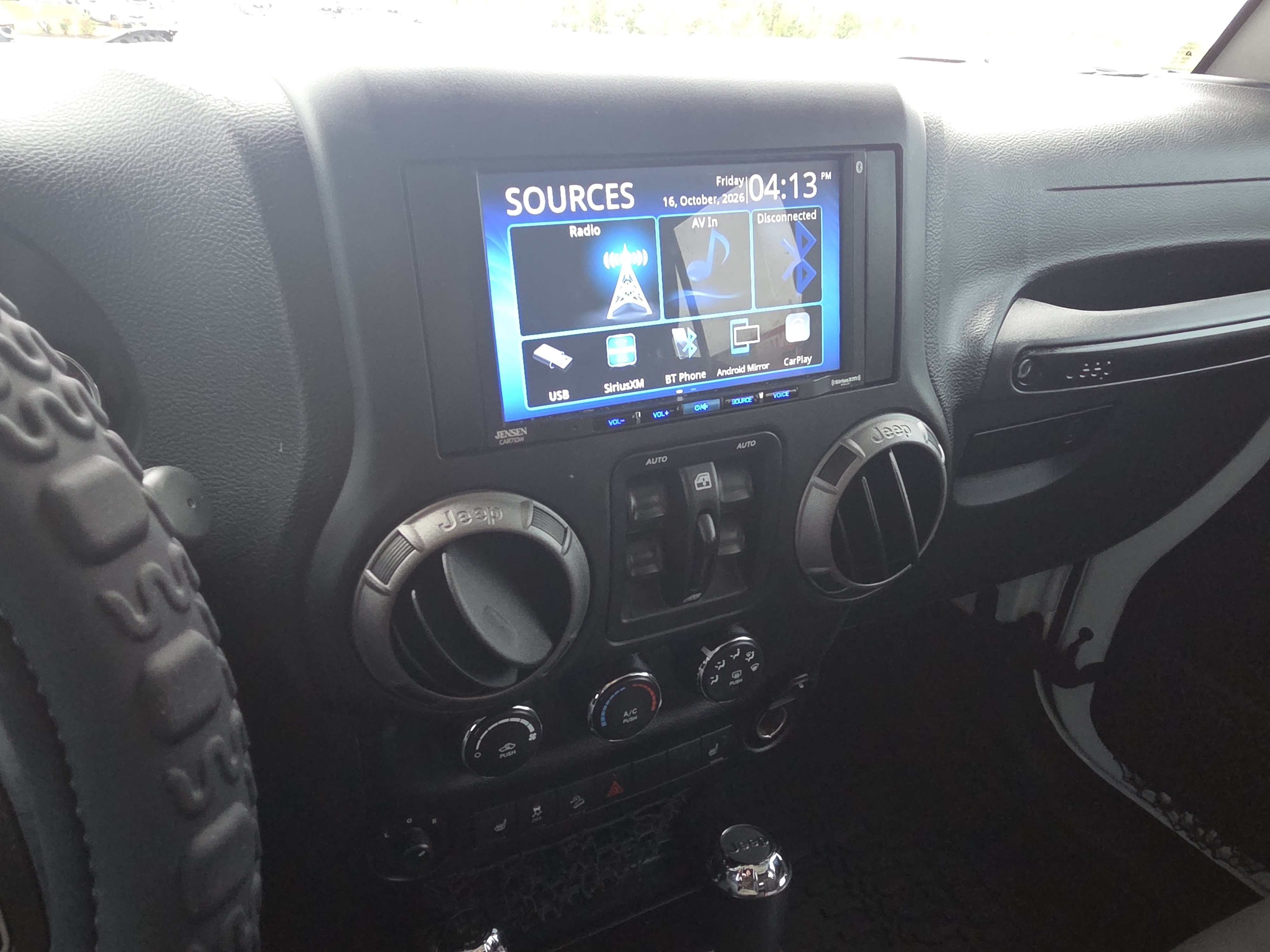 Used 2018 Jeep Wrangler Unlimited Sport S AWD/4WD image 16