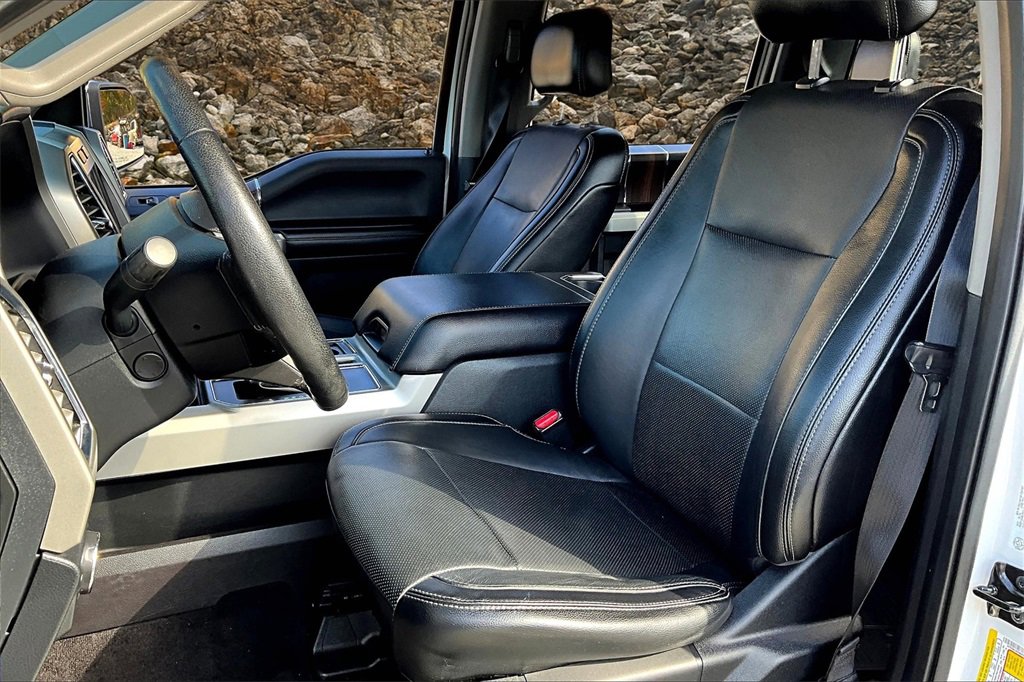 Used 2016 Ford F150 Lariat w/ Equipment Group 502A Luxury image 23