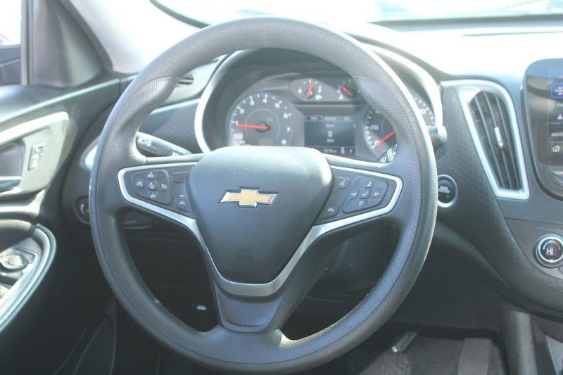 Used 2023 Chevrolet Malibu LT image 14