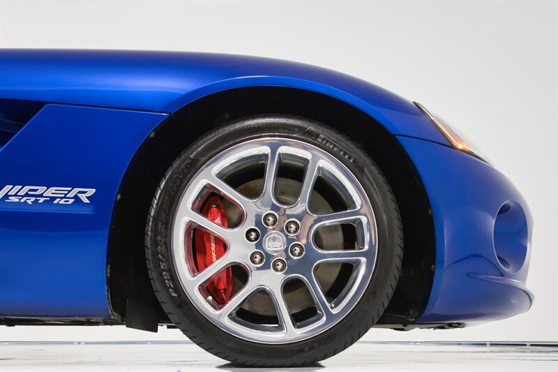 Used 2006 Dodge Viper SRT-10 RWD image 15
