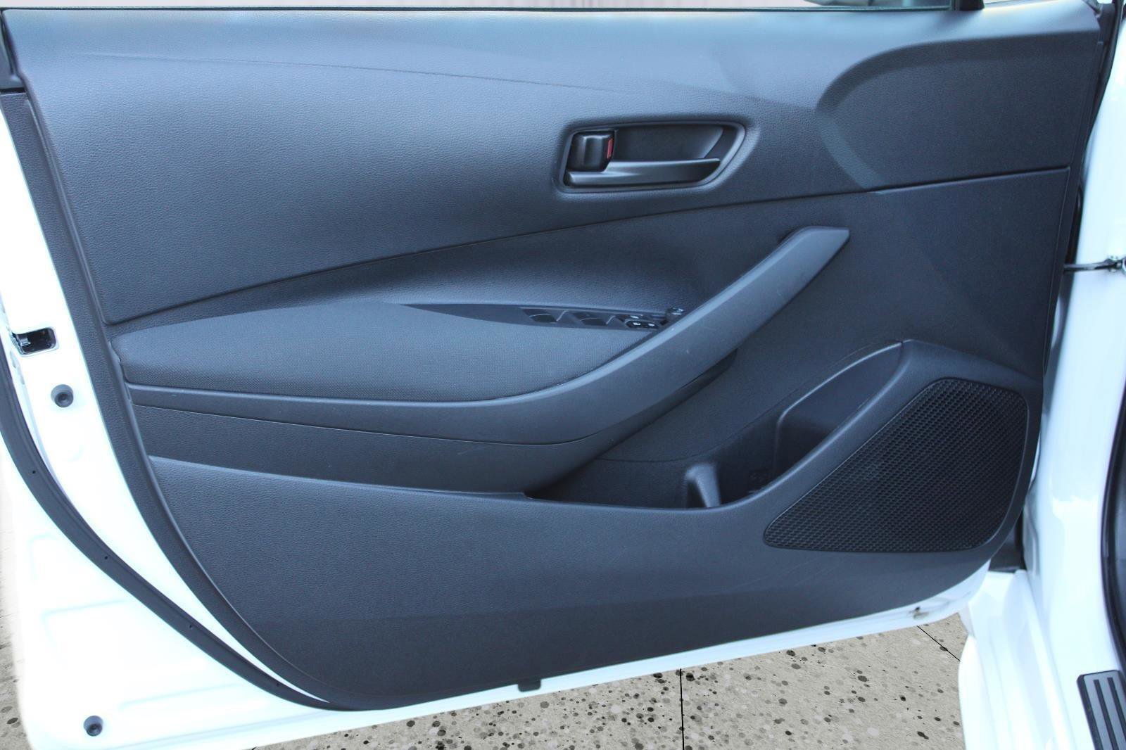 Certified 2024 Toyota Corolla LE image 40