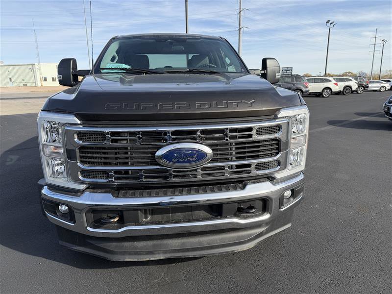 Used 2024 Ford F250 XLT image 3