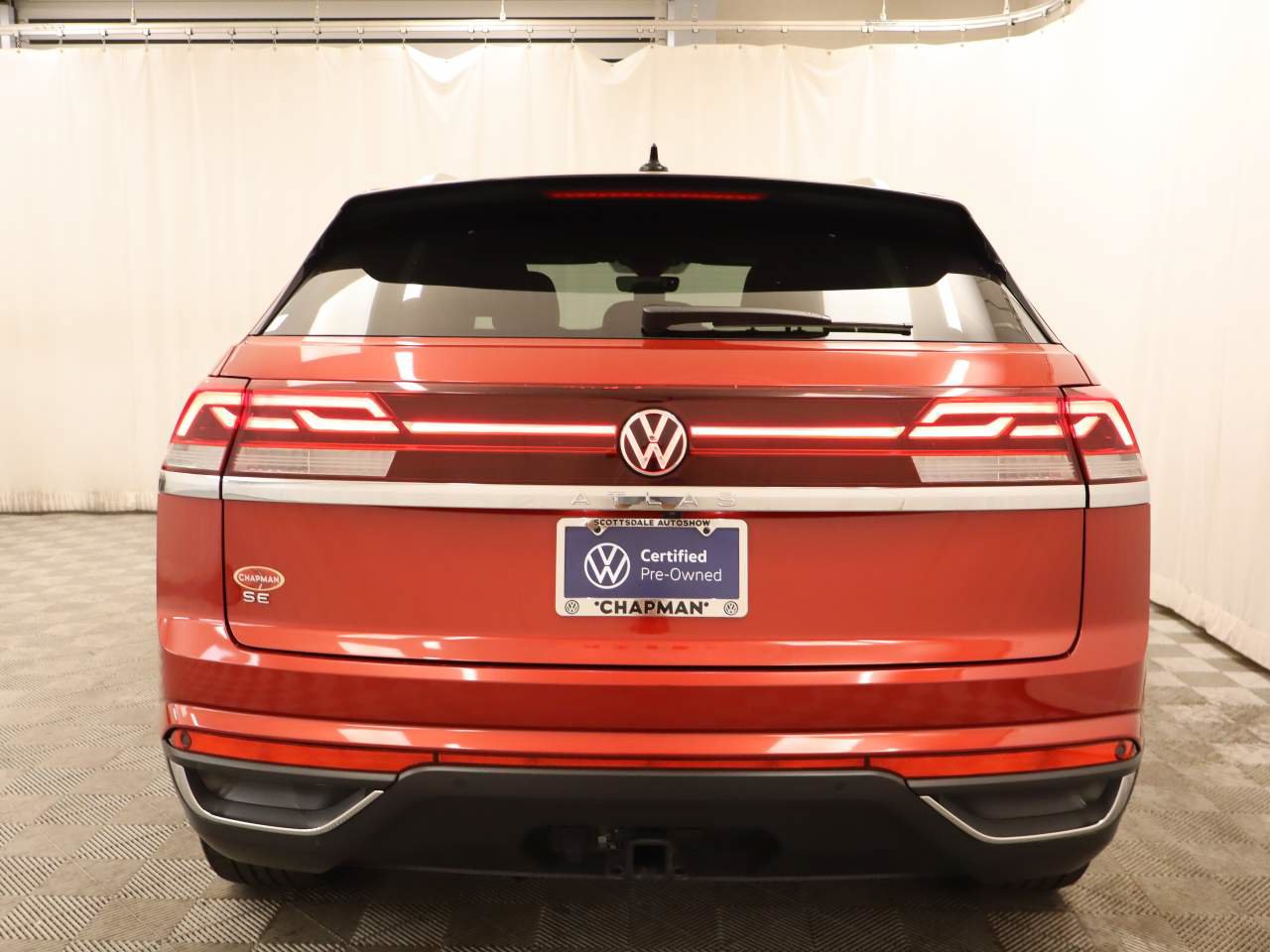 Certified 2024 Volkswagen Atlas Cross Sport SE FWD image 6