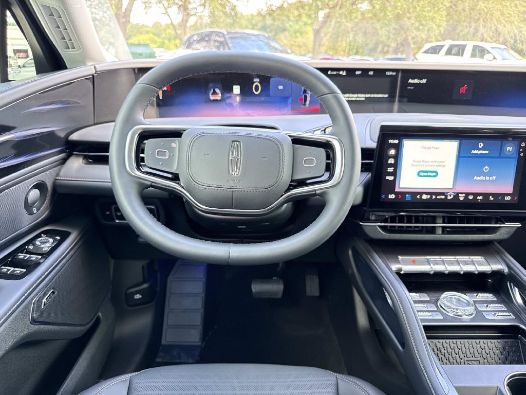 New 2026 Lincoln Nautilus Reserve w/ Jet Appearance Package AWD/4WD image 17
