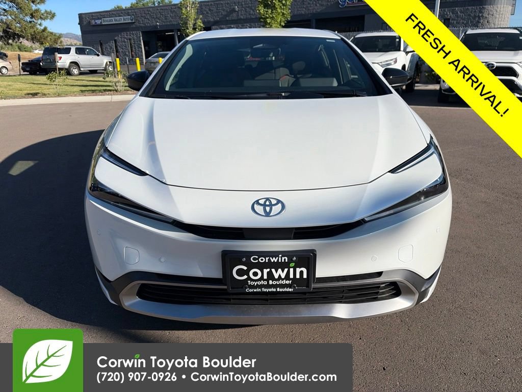 New 2027 Toyota Prius Plug-In Hybrid FWD image 2