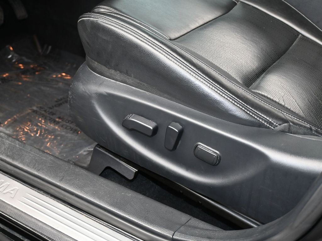 Used 2020 Nissan Maxima 3.5 SV w/ Floor Mat Group image 13