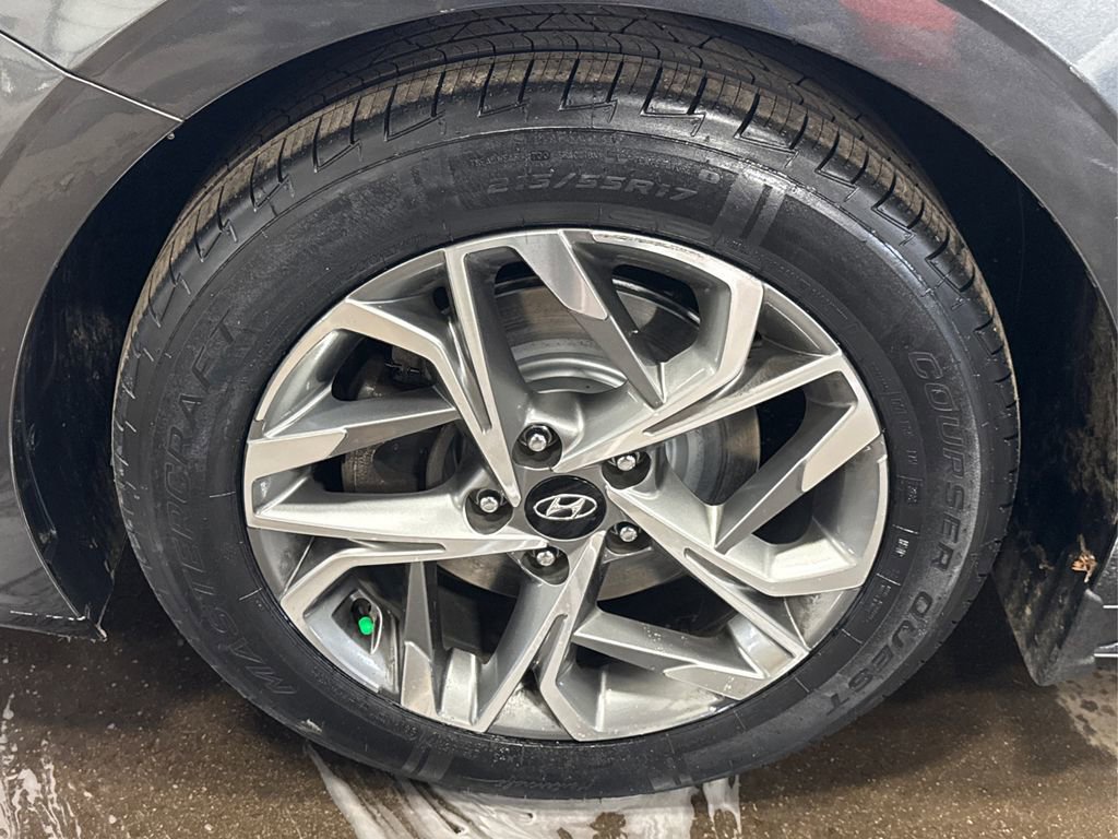 Certified 2022 Hyundai Sonata SEL w/ Convenience Package image 12