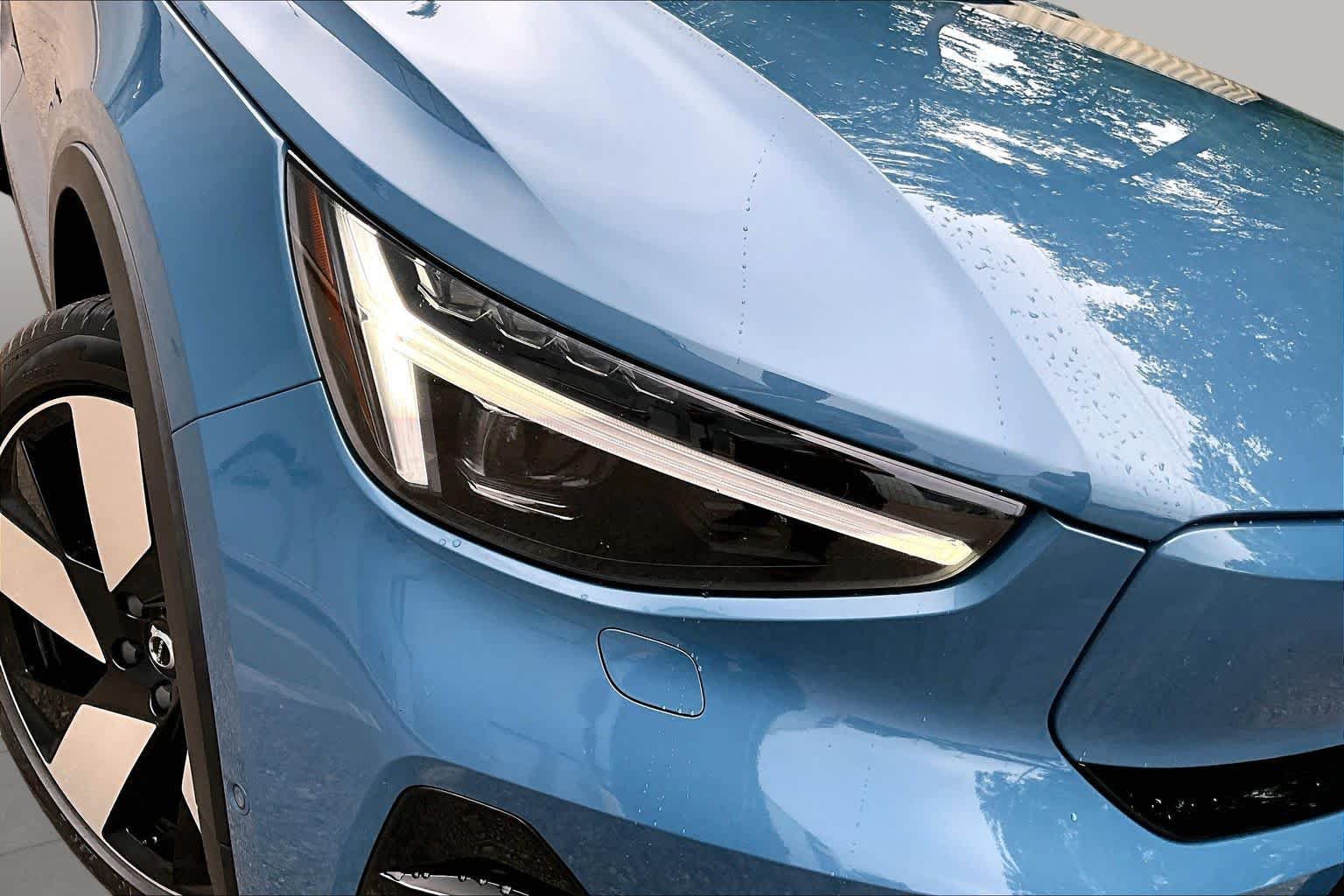 Certified 2023 Volvo XC40 Recharge Ultimate w/ Protection Package Premier AWD/4WD image 25