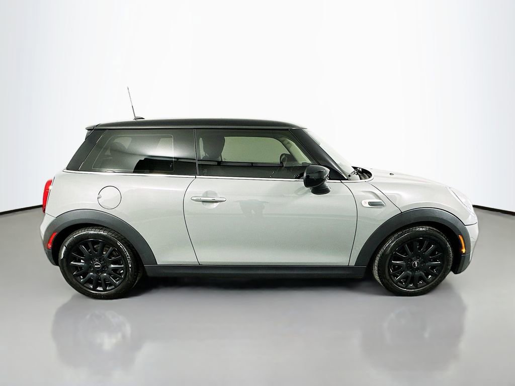 Used 2021 MINI Cooper 2-Door Hardtop w/ Storage Package image 4