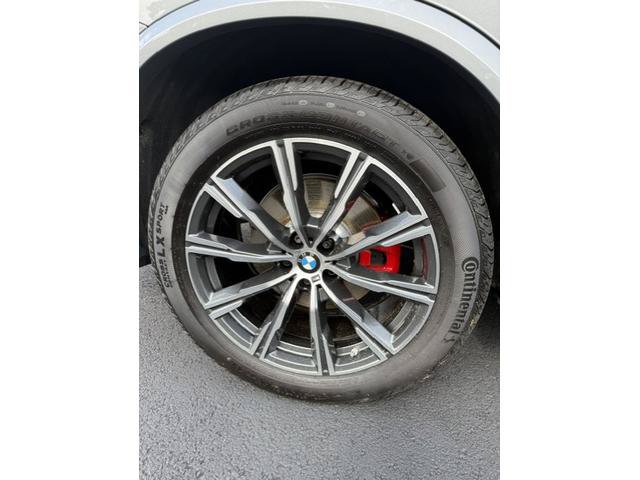 Used 2026 BMW X5 xDrive40i w/ M Sport Package AWD/4WD image 4