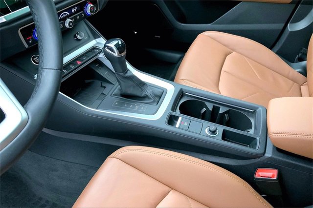 Used 2025 Audi Q3 2.0T Premium Plus image 17