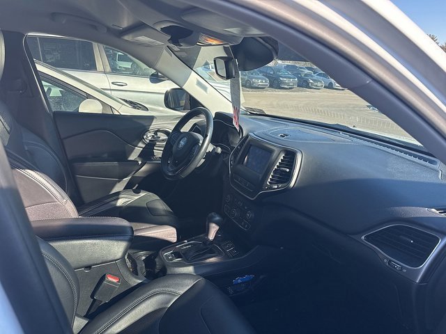 Certified 2020 Jeep Cherokee Latitude Lux w/ Quick Order Package 26H Lux image 4