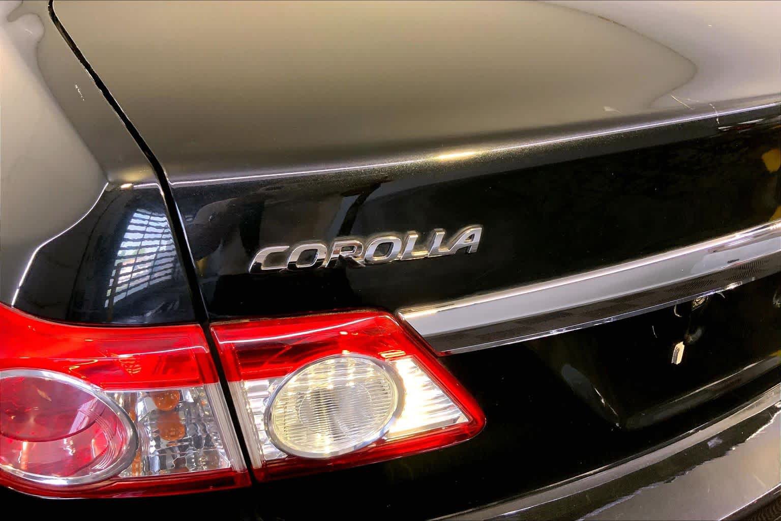 Used 2012 Toyota Corolla LE FWD image 9