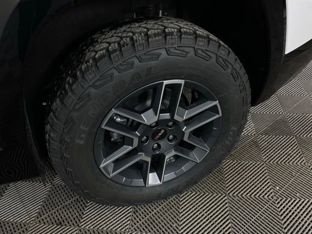 New 2026 GMC Terrain AT4 w/ Convenience Package III image 44