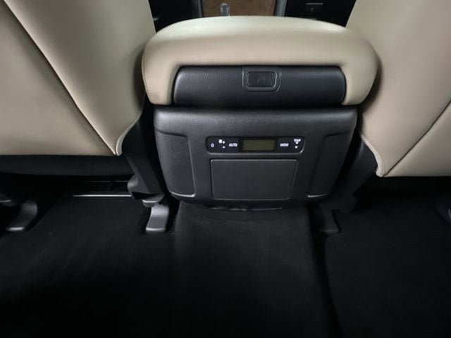Used 2024 Nissan Armada SL w/ Captain's Chairs Package AWD/4WD image 22