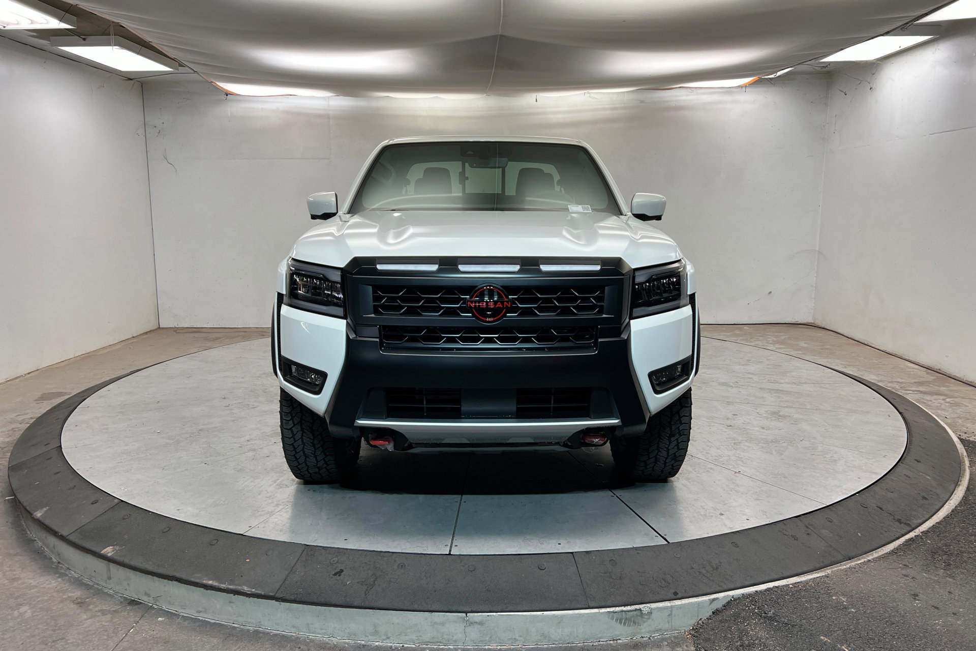 New 2026 Nissan Frontier PRO-4X w/ Pro Premium Package image 8