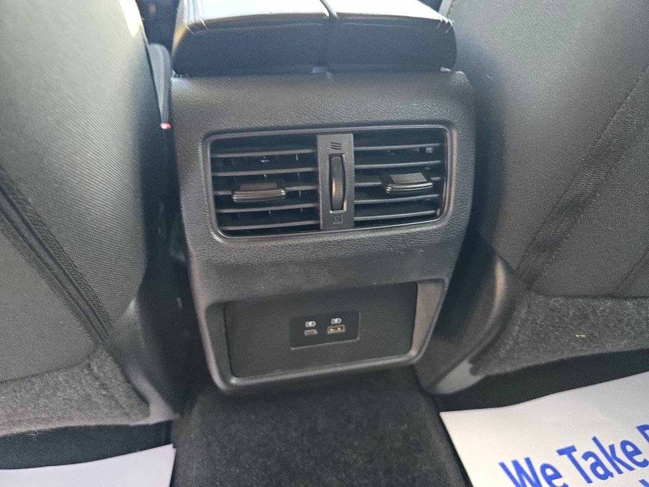 Used 2022 Nissan Rogue SV AWD/4WD image 17