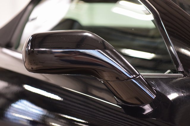 Used 2016 Chevrolet Corvette Stingray Convertible w/ Battery Protection Package image 17