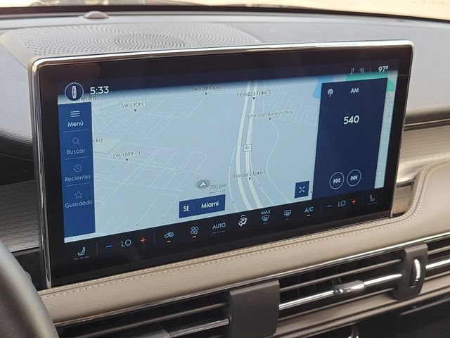 Certified 2025 Lincoln Corsair FWD image 24
