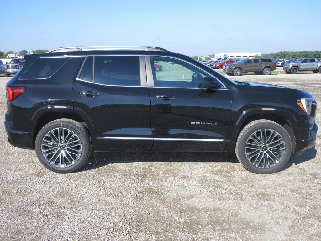New 2026 GMC Terrain Denali image 3