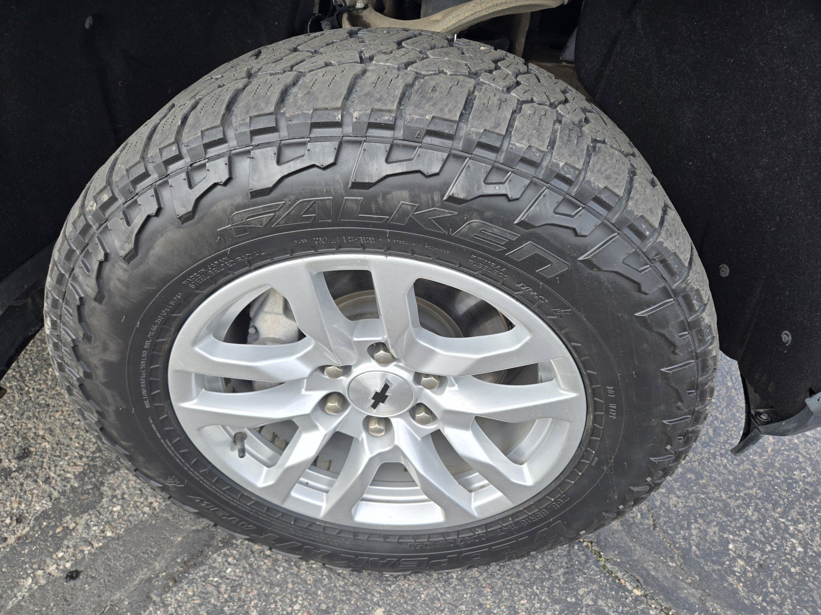 Used 2019 Chevrolet Silverado 1500 RST AWD/4WD image 38