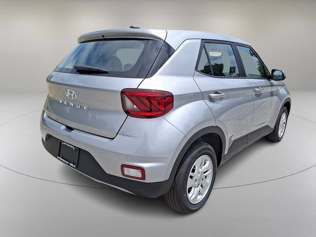 New 2026 Hyundai Venue SE FWD image 7