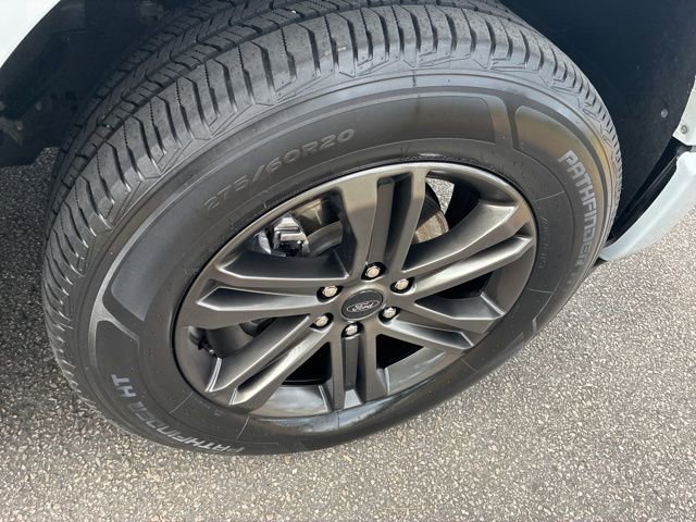 Used 2022 Ford F150 XLT w/ Equipment Group 302A High image 16