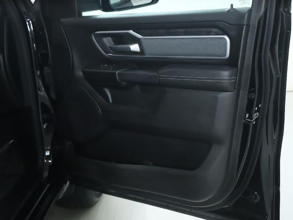 Used 2023 RAM 1500 Big Horn AWD/4WD image 33