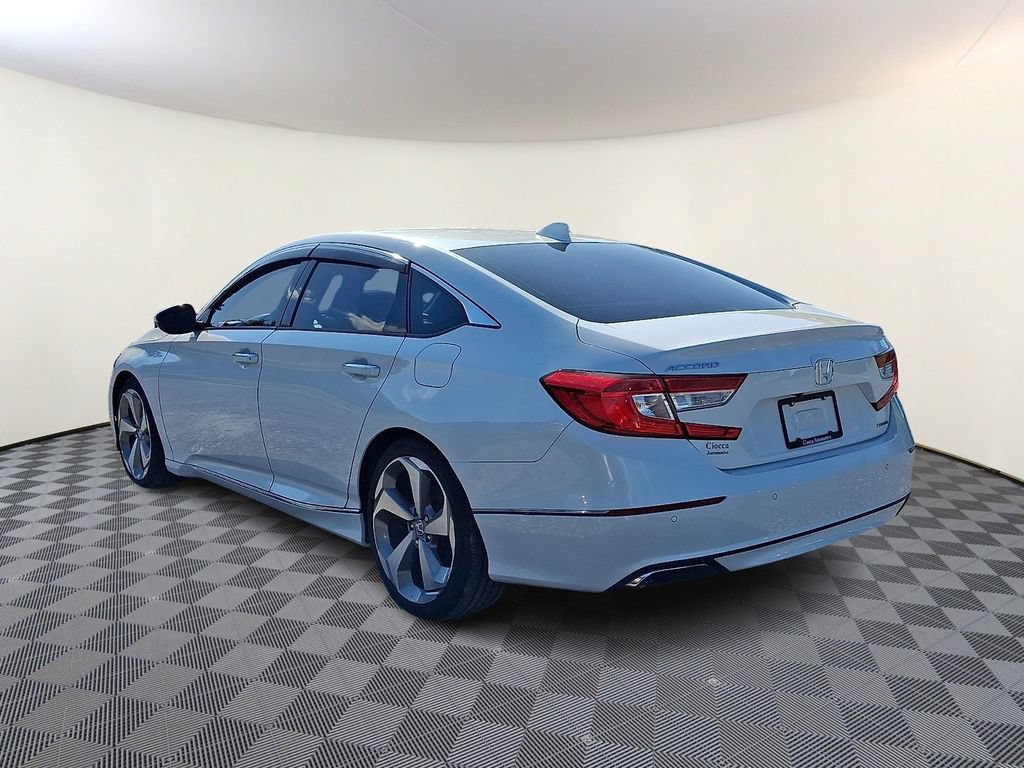 Used 2018 Honda Accord Touring image 7
