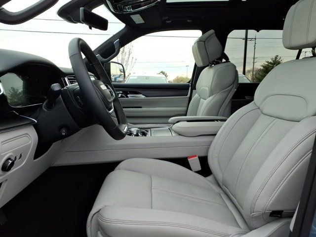 New 2026 Jeep Grand Wagoneer L Summit image 14