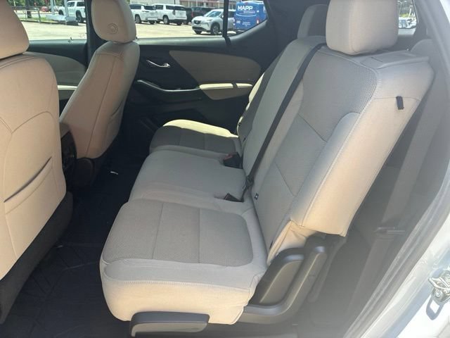 Used 2023 Chevrolet Traverse LS FWD image 15
