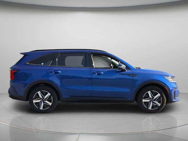 Used 2023 Kia Sorento S image 6