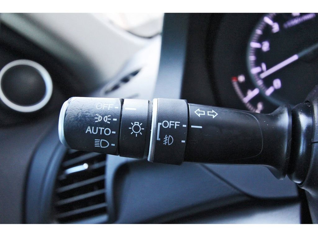 Used 2015 Acura RDX FWD w/ Technology Package image 21