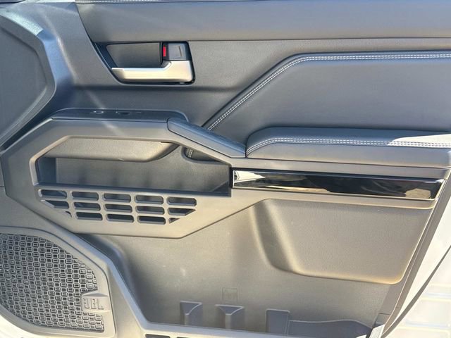Used 2025 Toyota 4Runner Limited image 18