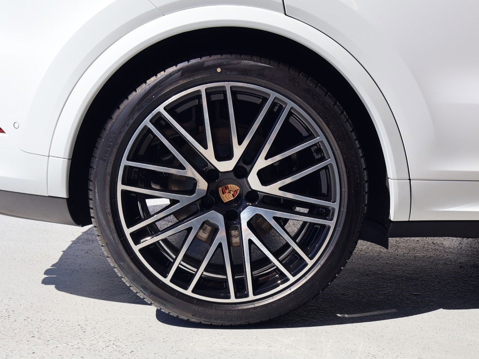 New 2026 Porsche Cayenne Coupe image 27