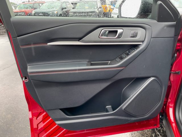New 2026 Ford Explorer ST AWD/4WD image 13