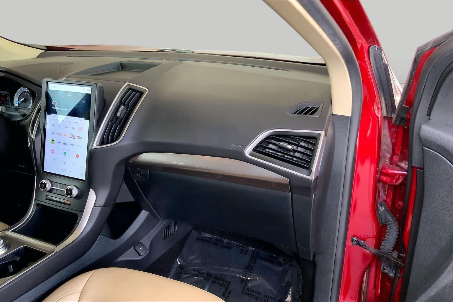 Used 2024 Ford Edge SEL AWD/4WD image 19